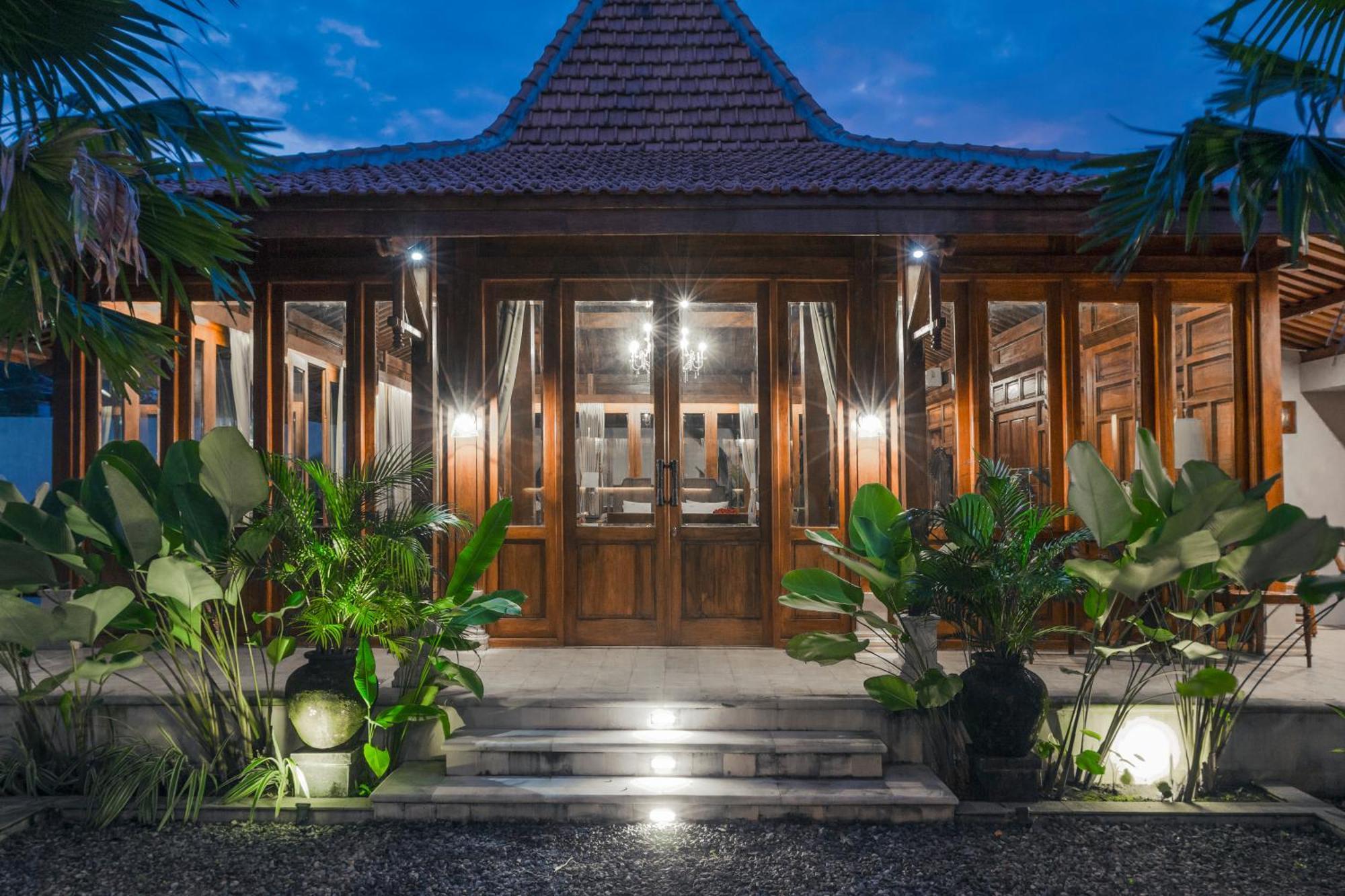 Gria Kerten Surakarta  Luaran gambar